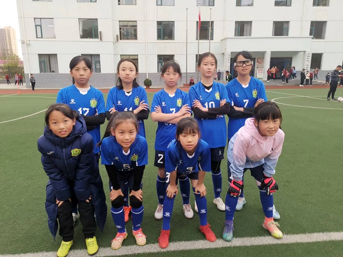 蘭州英澤足球俱樂部——女孩子更需要踢足球！